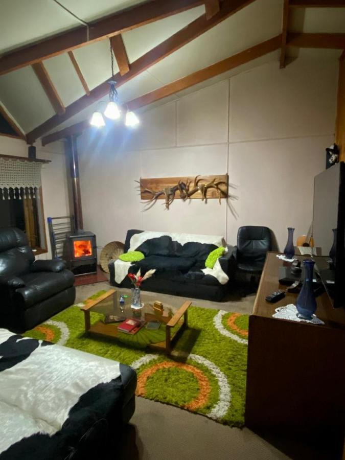 Hospedaje Familiar Esperanza Hotel Coyhaique Bagian luar foto